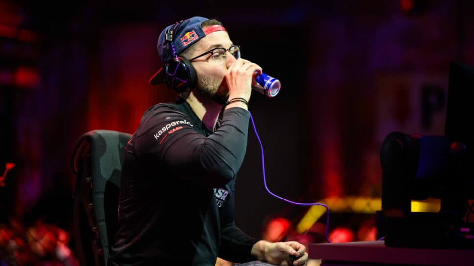 Big Bird at Evo Las Vegas 2024: “People started calling me ‘washed,’ so when I switched to Rashid, I had a point to prove.” cover image