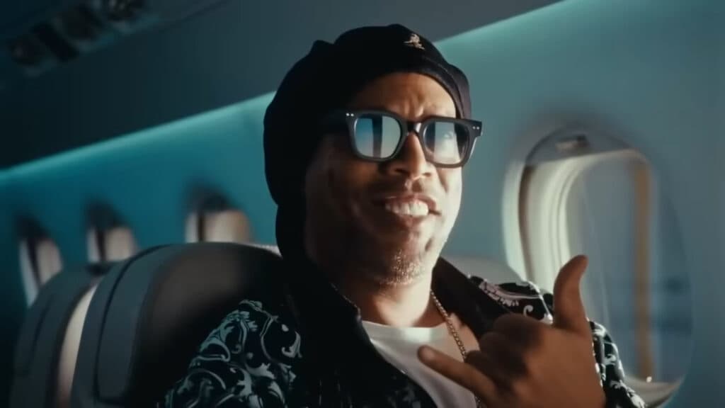 Of course the omnipresent Ronaldinho will take part this (Screenshot by esports.gg via Baller League)