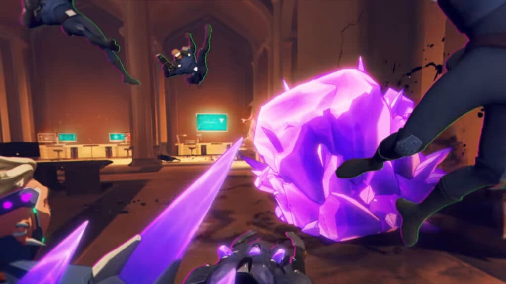 These crystals appeared to have a knockback effect (Image via Blizzard Entertainment)