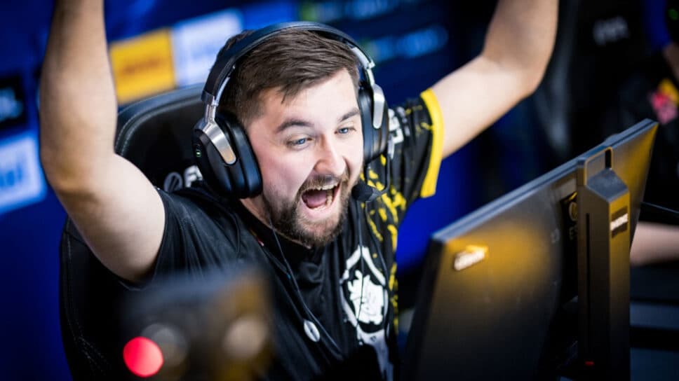 HooXi replaces cadiaN at Astralis, will debut at PGL Astana cover image