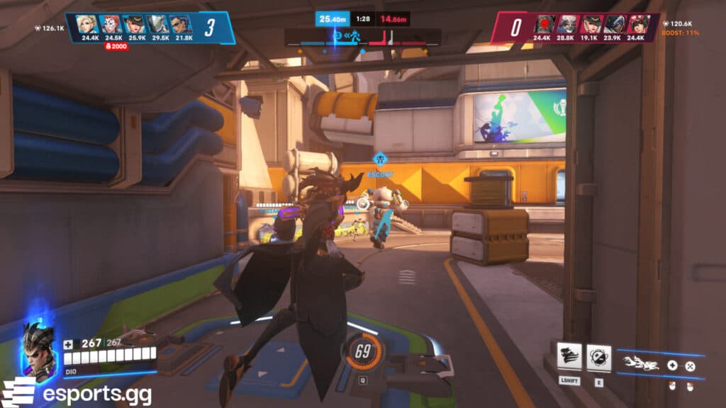 Escorting the payload in Overwatch 2 Stadium (Screenshot via esports.gg)
