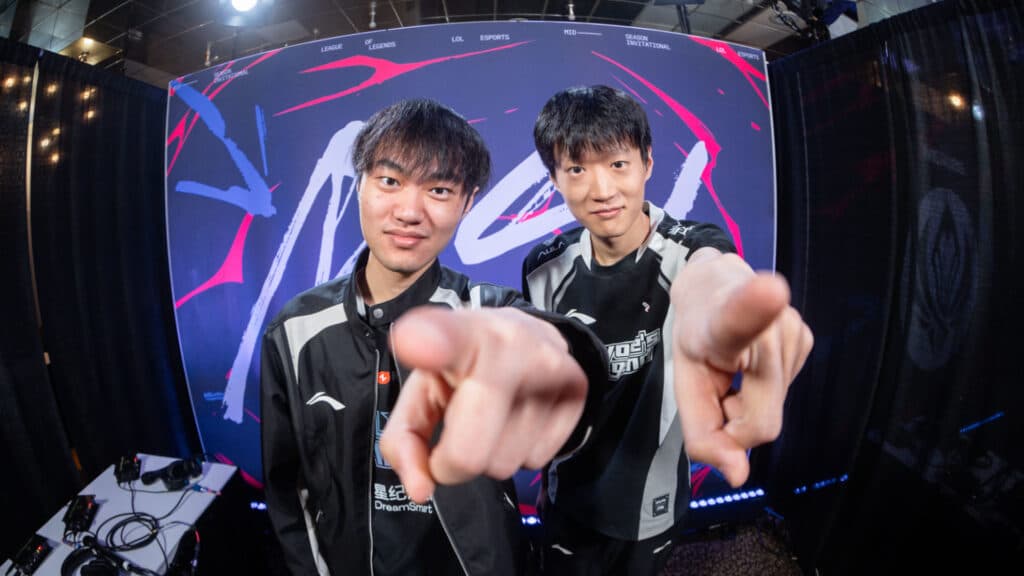 BLG knight and AL Shanks (Photo by Colin Young-Wolff/Riot Games)