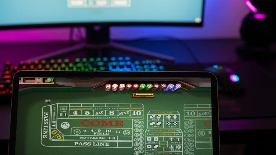 How to Play Crapless Craps for Confident Table Action cover image