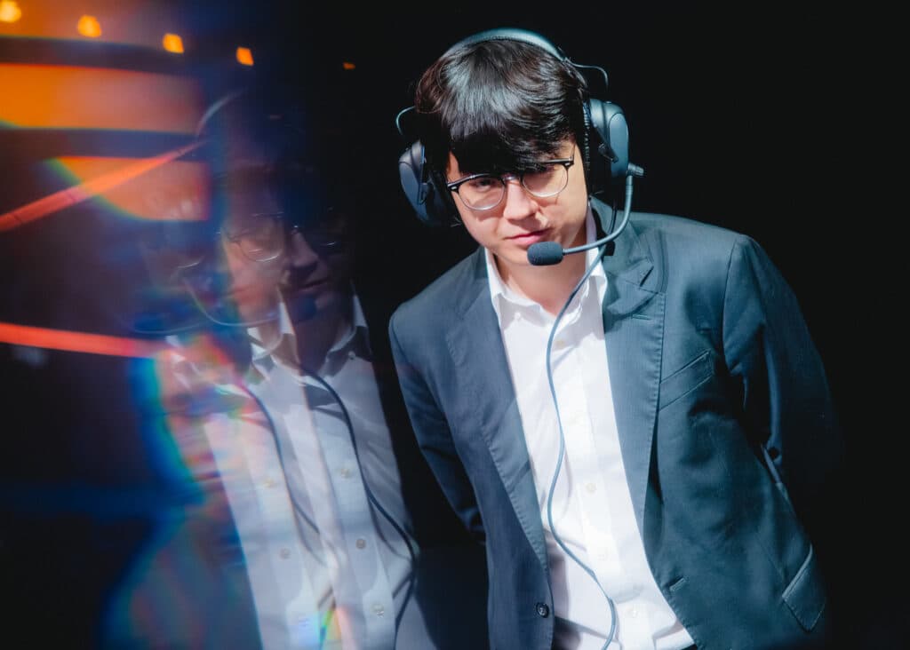 KT Rolster coach Score (Photo by Colin Young-Wolff/Riot Games)
