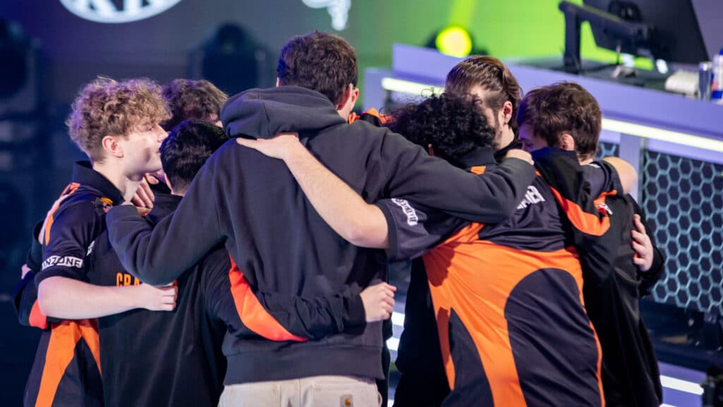 Fnatic will be facing NAVI in the mid bracket (Image via Wojciech Wandzel | Riot Games)