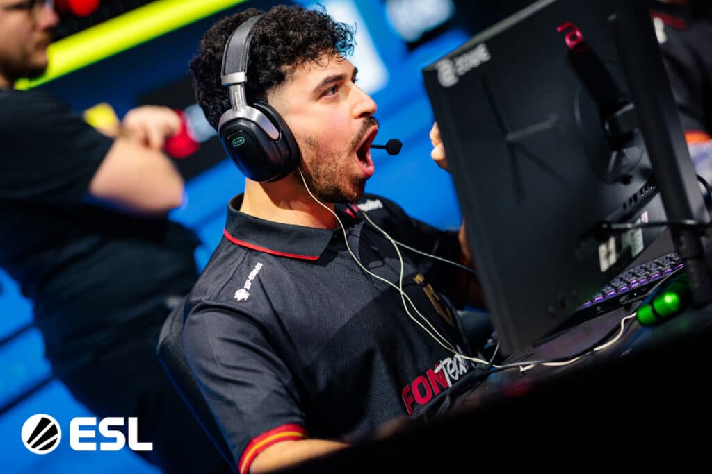 MOUZ Lotan "Spinx" Giladi during (Image via ESL)