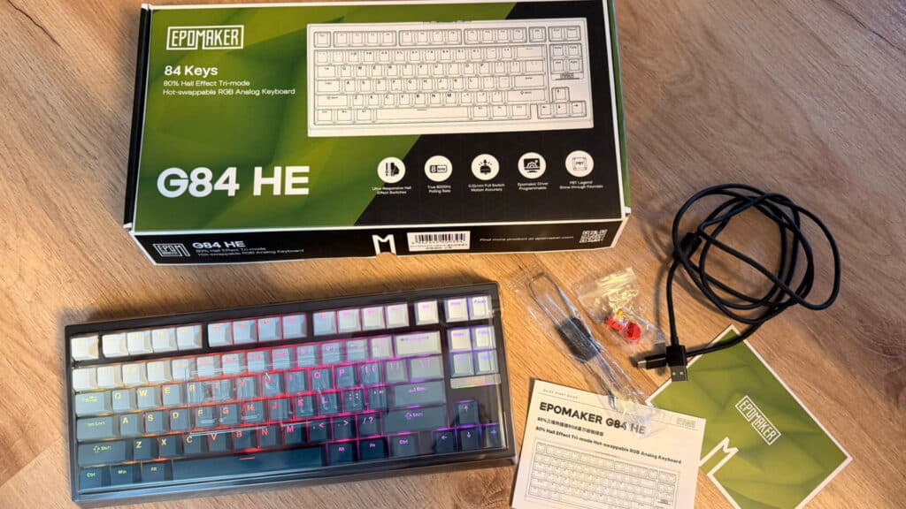 Epomaker G84 HE box (Image via Sofia Guimarães | esports.gg)