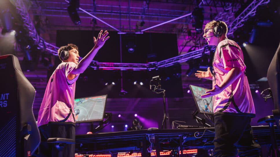 Gentle Mates dethrone EDG while XLG fall short against NRG at the Masters Santiago opening day cover image