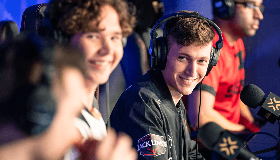 C9 Vanity and Fnatic Boaster Bring Levity to Valorant Champions