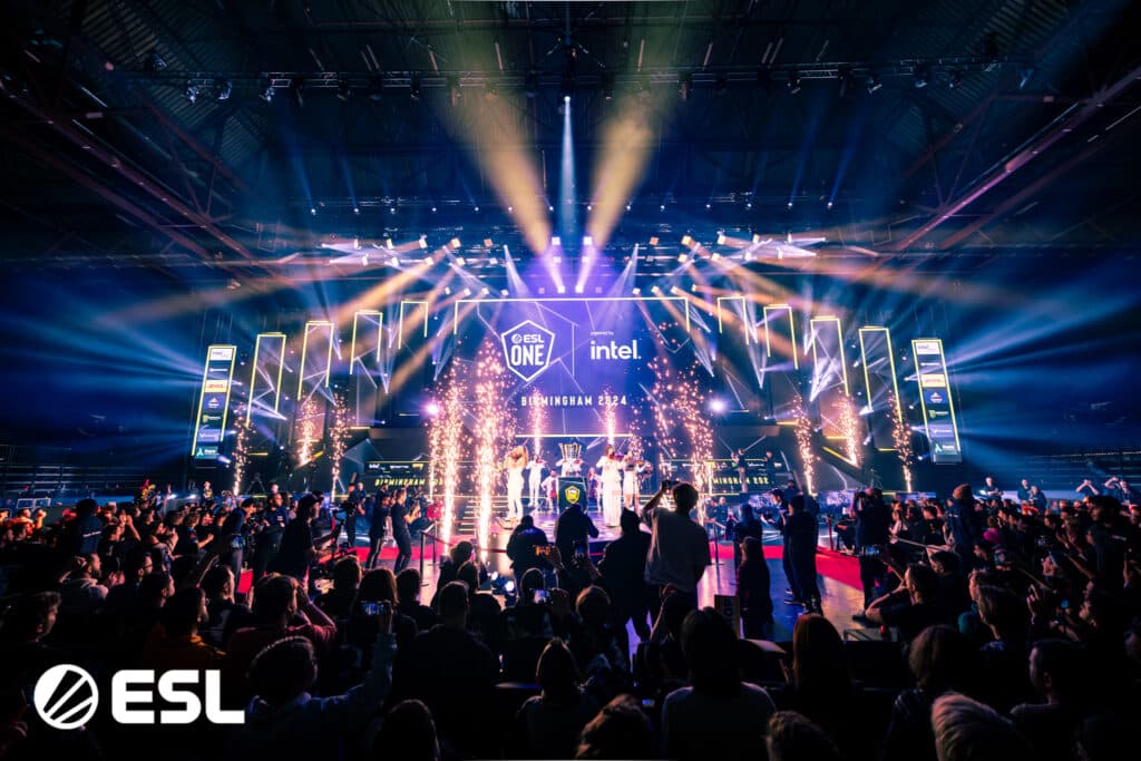Photo of ESL One attendees (Image via Adela Sznajder | ESL FACEIT Group)