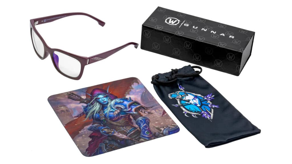 The set includes a case, pouch, and cleaning cloth (Image via GUNNAR Optiks)