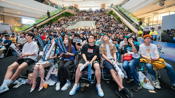 Overwatch League will feature three in-person events in China. Image Credit: <a href="https://twitter.com/overwatchleague/status/1382183078622232578" target="_blank" rel="noreferrer noopener nofollow">Overwatch League</a>.
