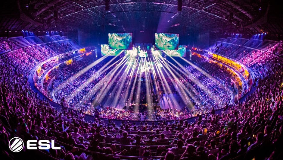 Valve invites bids for two CS: GO Majors per year for 2022-23 cover image