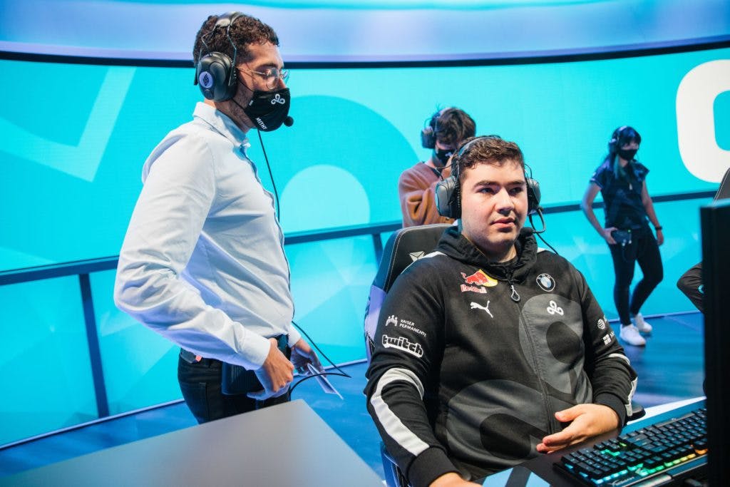 Mithy is now the coach for Cloud9, looking to lead this team to a LCS championship in summer. Image via <a href="https://www.espat.ai/" target="_blank" rel="noreferrer noopener nofollow">espat.ai</a>