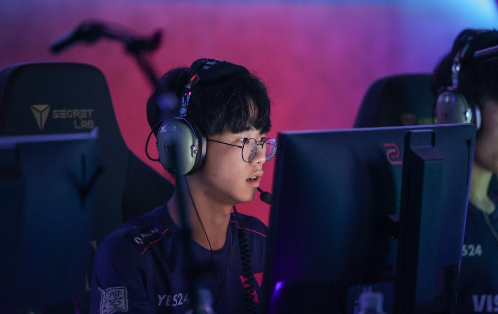 Lakia on-stage during Vision Strikers' quarterfinal match against GOnGO Prince in VCT Stage 3. Image credit: Riot Games Korea.