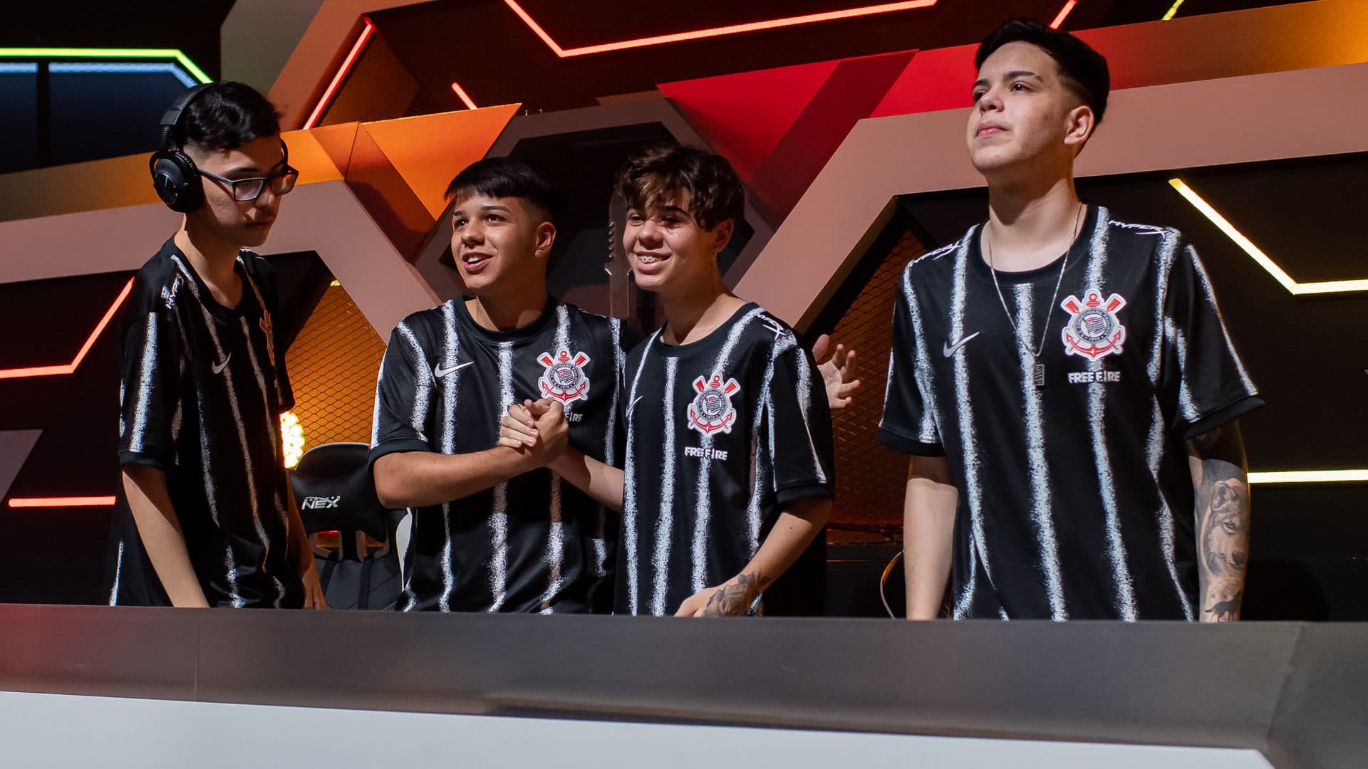 Corinthians - Foto: Bruno Alvares e Jéssica Liar/Garena