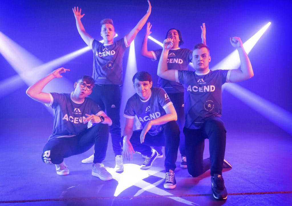 <a href="https://esports.gg/news/valorant/vct-champions-acend-vs-keyd/">Acend</a> pose ahead of Masters Berlin. Image credit: Colin Young-Wolff/Riot Games.