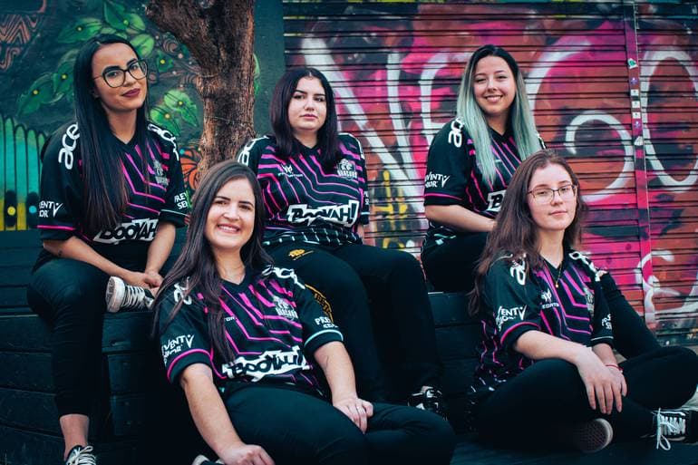 Line-up feminina da Black Dragons - Foto: Lucas Garcia/Black Dragons