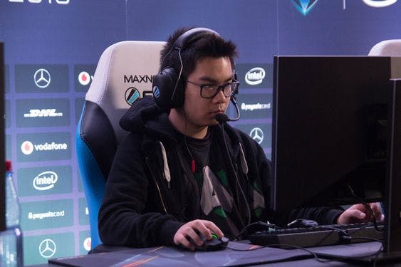 Following Ceb's surgery, miCKe joins OG as its official stand-in for TI10