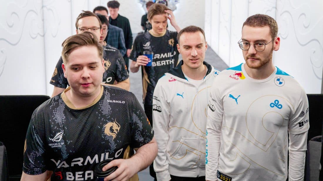 Cloud9 superam PEACE no Worlds 2021 - Imagem: Riot Games/Divulgação