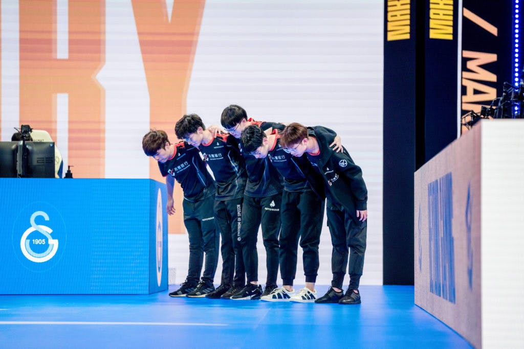 Beyond Gaming bow after a win against Galatasaray. Image via Riot Games/Getty Images.