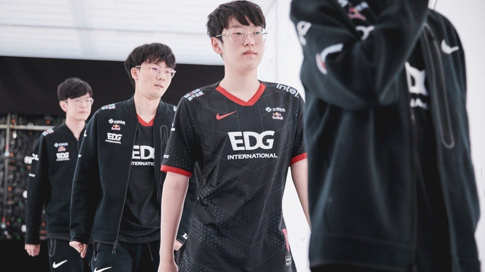 EDG defeat Gen.G 3-2 to advance to grand finals against DWG KIA cover image