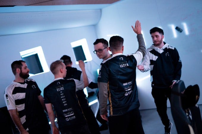 Team Liquid and Heroic Qualify for BLAST Premier Fall Finals cover image