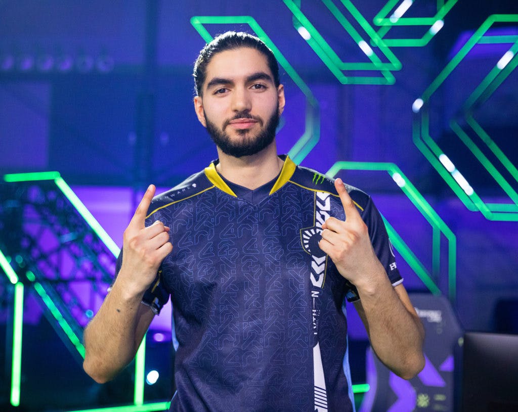 ScreaM is the face of the Team Liquid VALORANT lineup and is also the older brother of Nivera.