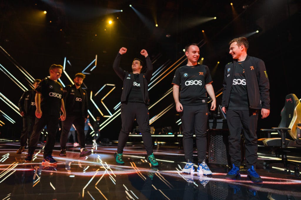 Fnatic celebrate after beating Vision Strikers to win their group. EMEA is 4/4 in taking first seeds at Champions. (RIOT GAMES/Wojciech Wandzel)