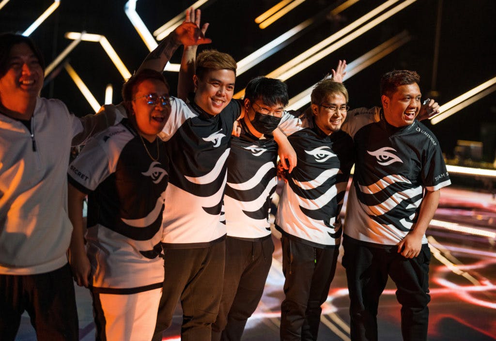 POTSDAM, GERMANY - DECEMBER 5: Team Secret poses on stage after a victory match at the VALORANT Champions Groups Stage on December 5, 2021 in Potsdam, Germany. (Photo by Michal Konkol/Riot Games)