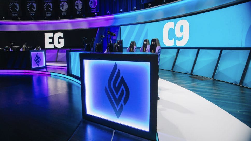 Two teams on top form Team Liquid and Evil Geniuses to face off in LCS Lock-In Finals cover image