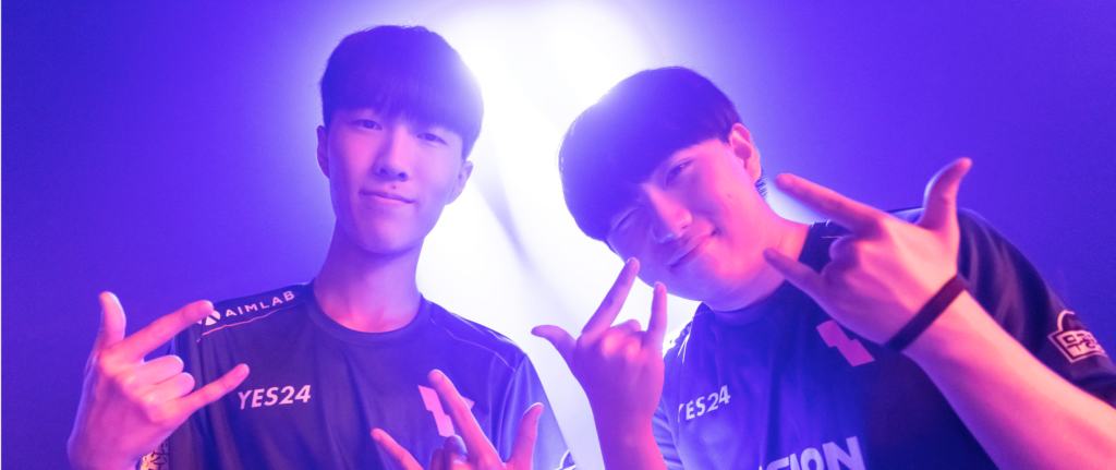 BERLIN, GERMANY - SEPTEMBER 7: Vision Strikers' Goo "Rb" Sang-Min, (L) and Yu <a href="https://esports.gg/news/valorant/drx-buzz-champions/">"BuZz" Byung-chul pose at the VALORANT Champions</a> Tour 2021: Stage 3 Masters Features Day on September 7, 2021 in Berlin, Germany. (Photo by Colin Young-Wolff/Riot Games)