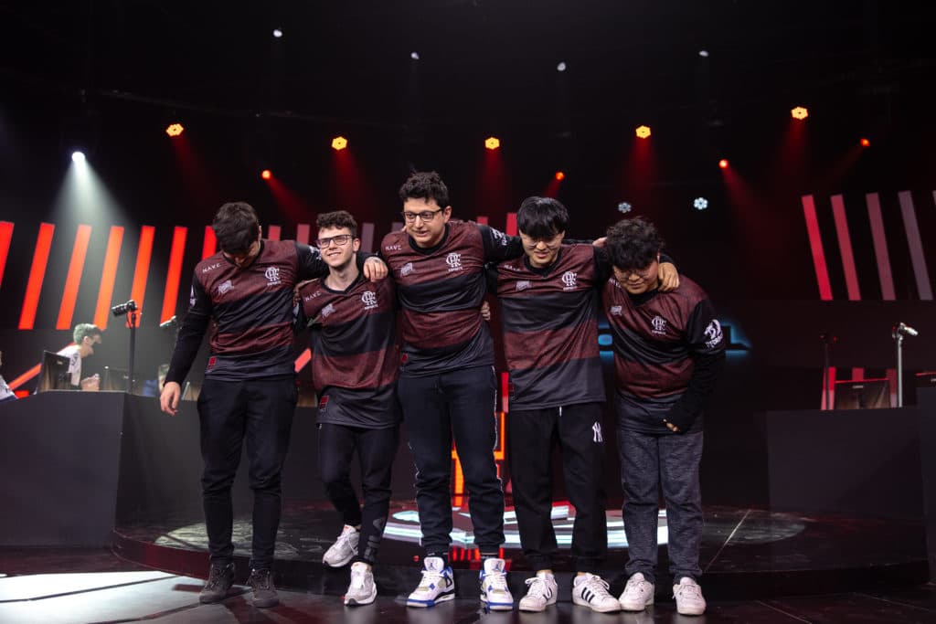 Flamengo Los Grandes depois de vencer a Liberty - Foto: César Galeão/Riot Games