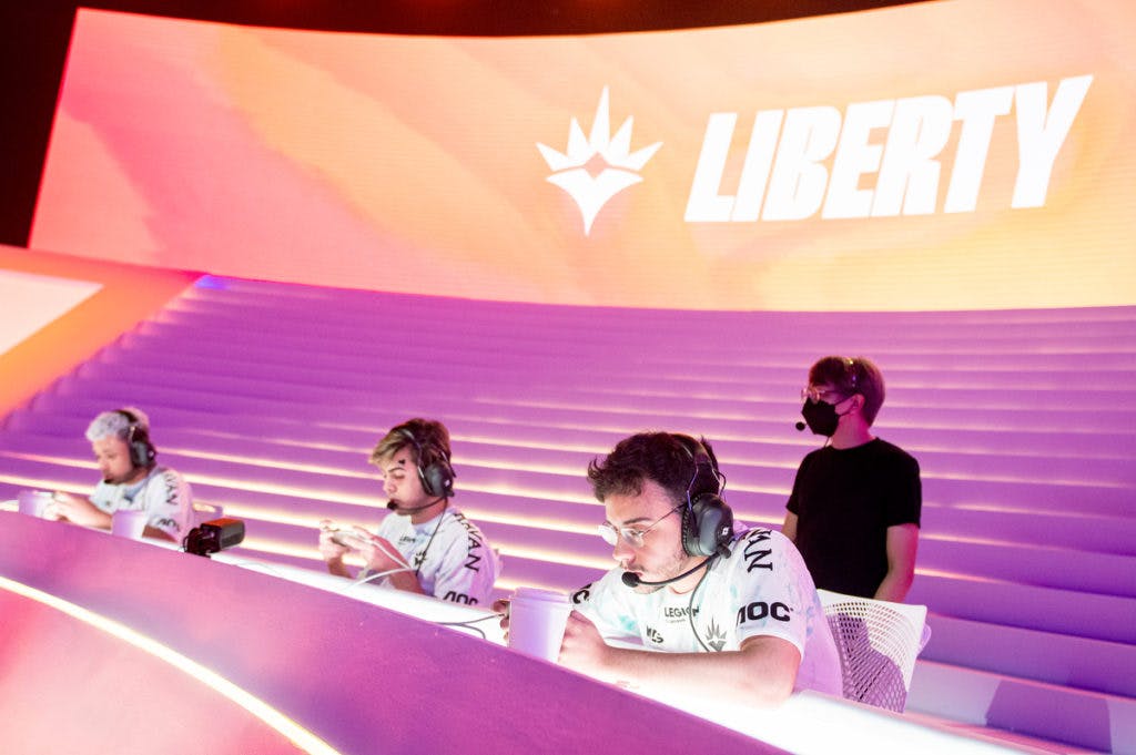 Jogadores da Liberty - Foto: Hara Amoros/Riot Games