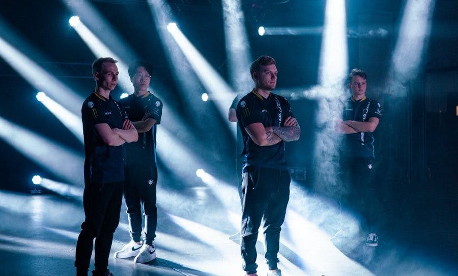 Team Spirit edge out Team Liquid after double overtime on third map cover image