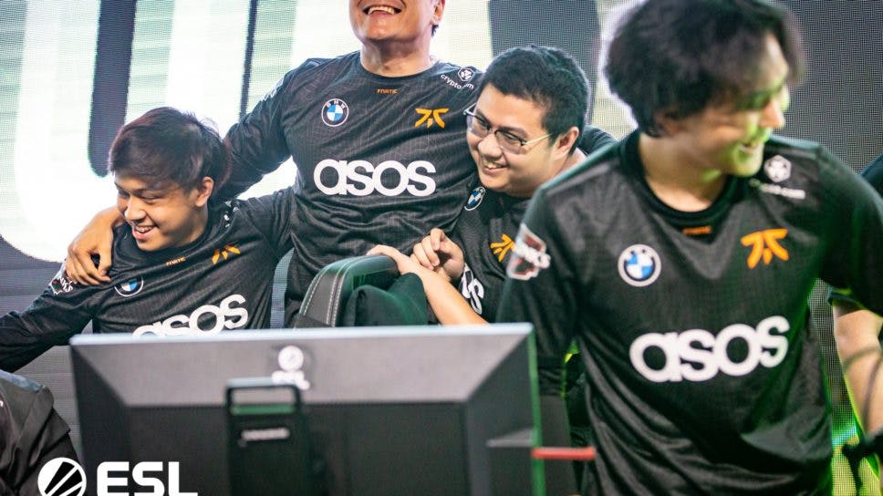 Fnatic ban ‘Animal heroes’ to defeat WEU’s Entity esports cover image