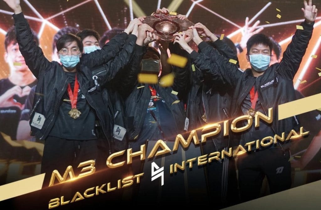 The M3 World Champions - Blacklist International with their trophy (Image via Moonton)