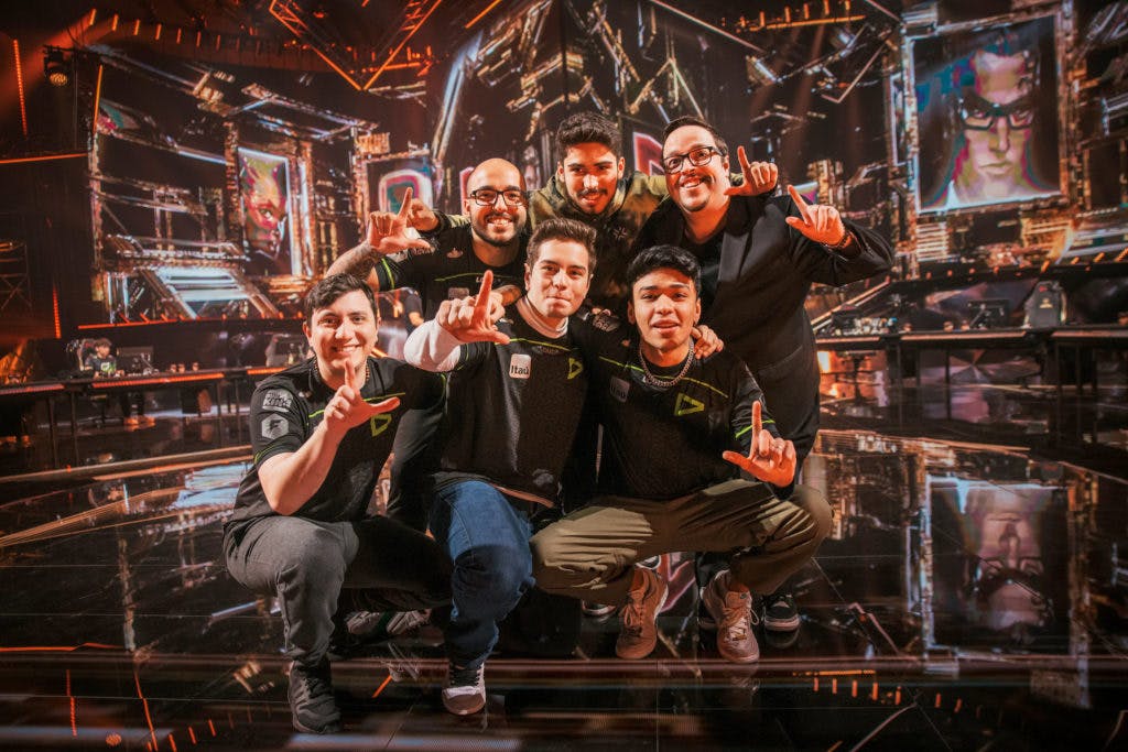 LOUD poses onstage after victory against OpTic Gaming at the VALORANT  Champions 2022 Istanbul Semifinals Stage on September 16, 2022 in Istanbul, Turkey. (Photo by Colin Young-Wolff/Riot Games)