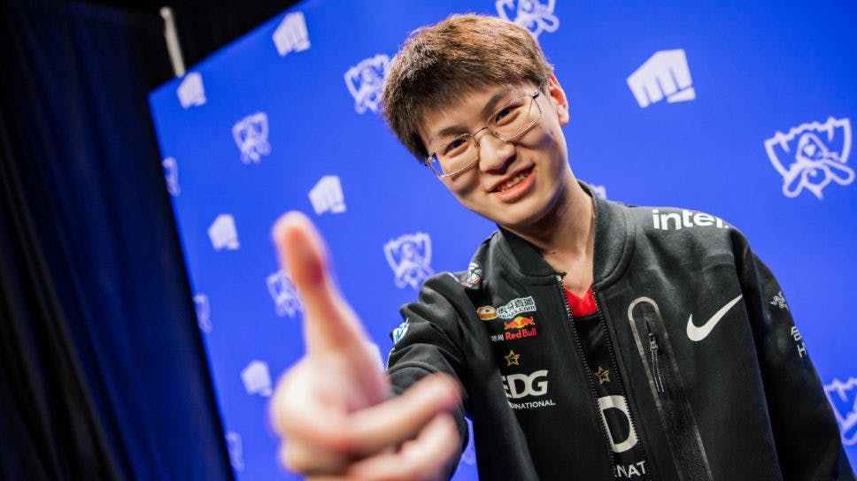 EDG Meiko: “I always think Fnatic is a very strong team without the fact that they have already taken down T1 or not. “ cover image