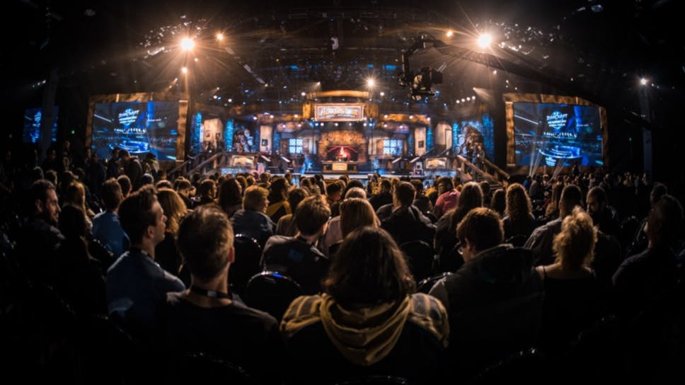The 2019 Hearthstone Grandmasters Global Final was broadcast online and in front of a live audience at the Anaheim Convention Center. Image via Blizzard Entertainment.