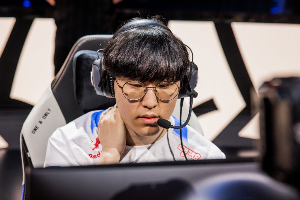 Kim "Zeka" Geon-woo of DRX competes at the League of Legends World Championship Finals on November 5, 2022 in San Francisco, CA. (Photo by Lance Skundrich/Riot Games)