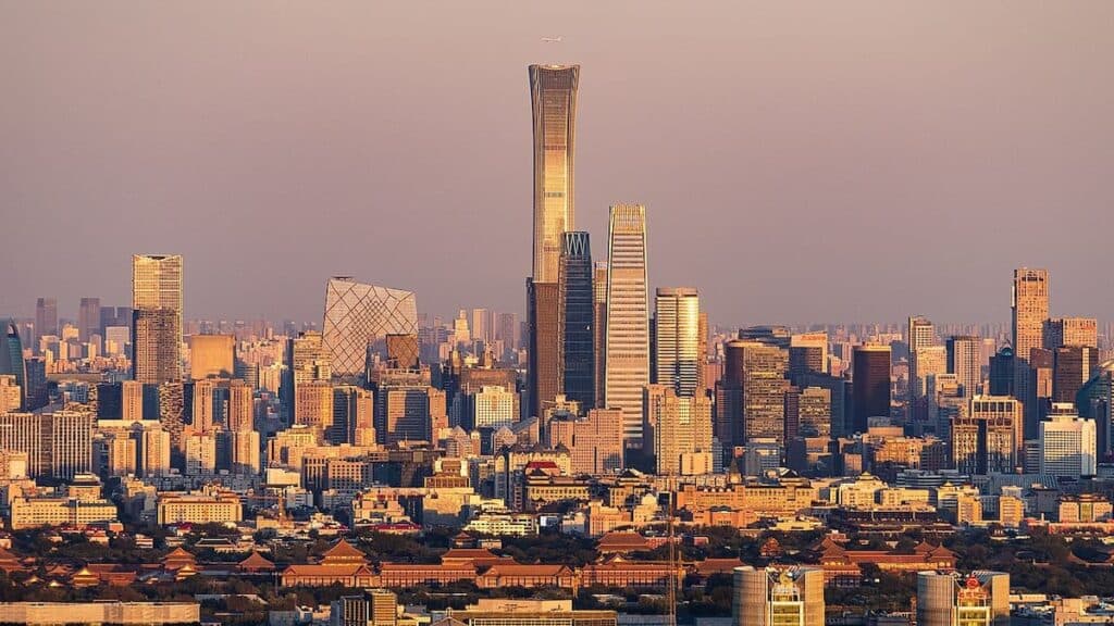 China may be on the road to relaxing its strict gaming policies (Image via N509FZ)