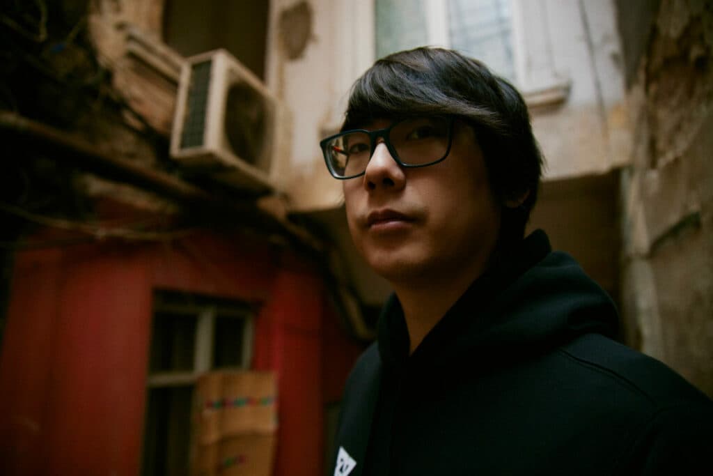 A photo of Aui_2000 (Image via Tundra Esports)