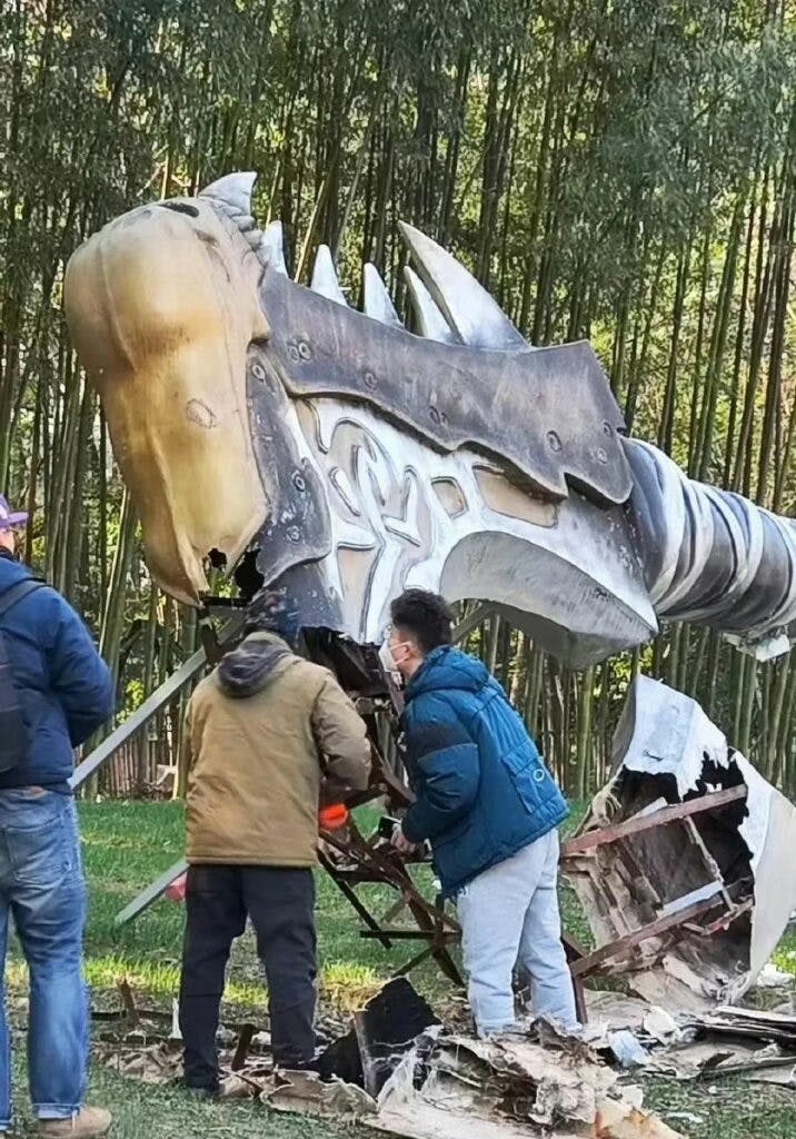 The dismantling of Gorehowl (Image via liliandcandy77 on Weixin)