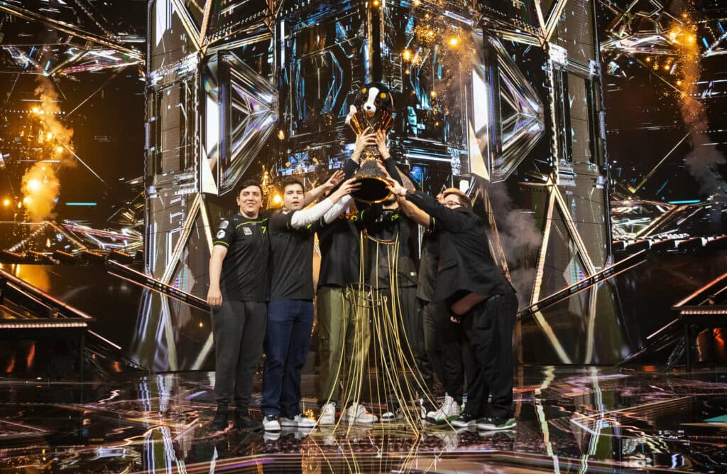 On top of the world: LOUD win VCT Champions 2022.