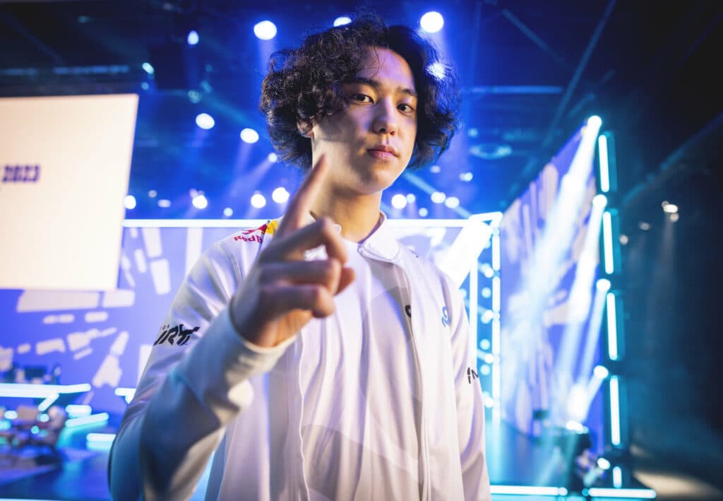 Behind the Scenes with Berserker, Busio, Jojo and friends during the Eyes on LCS: The Future features shoot. Photo by Colin Young-Wolff/Riot Games