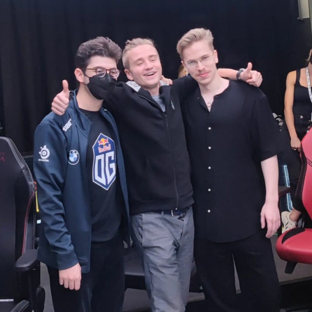 Ceb, N0tail. and Topson at the MBS Show.