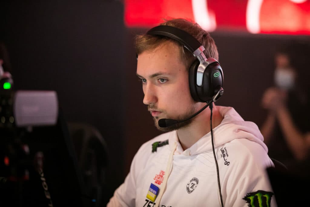 Photo (EA/Joe Brady)