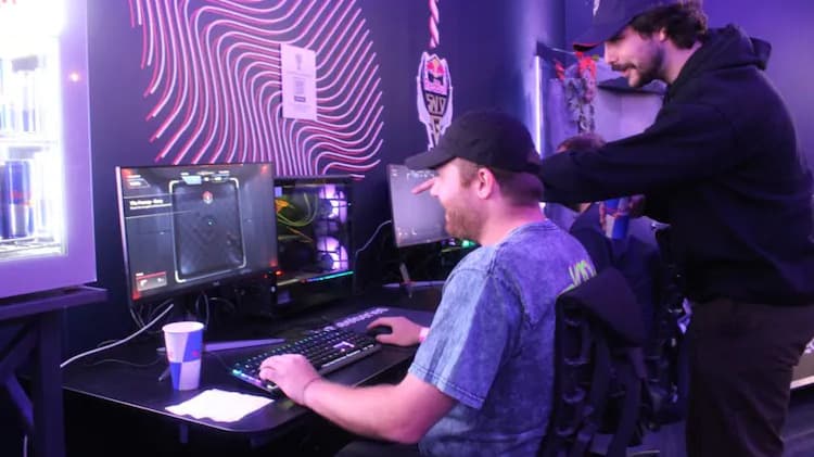 Last year's Red Bull Solo Q Canada attendees (Image via Amy Chen)