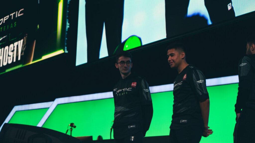 Ghosty and Shotzzy from the OpTic Texas team on stage at Major 3.